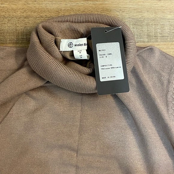 Woolen Bloom turtleneck sweater - Picture 4 of 8